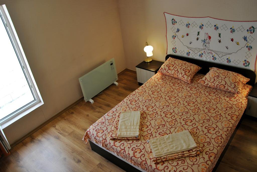 10 Coins Hostel & Tours Sofia Bilik gambar