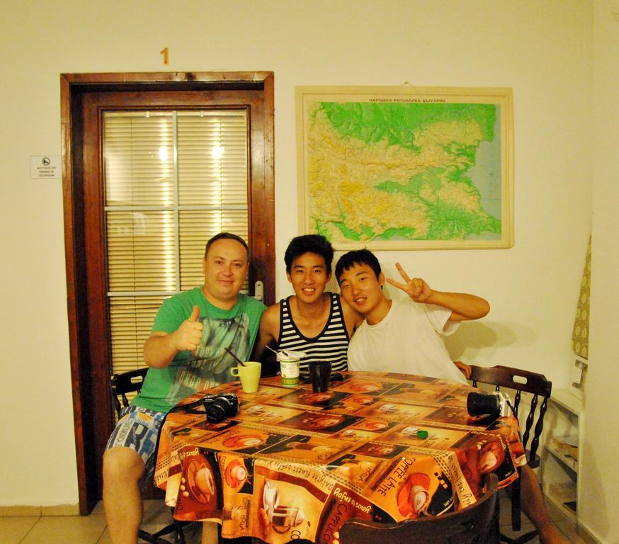10 Coins Hostel & Tours Sofia Luaran gambar
